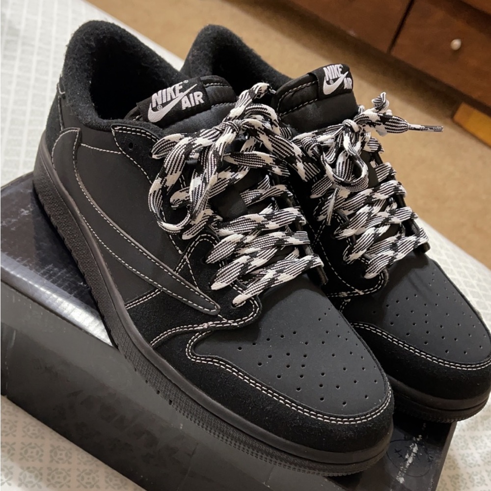 Jordan 1 low